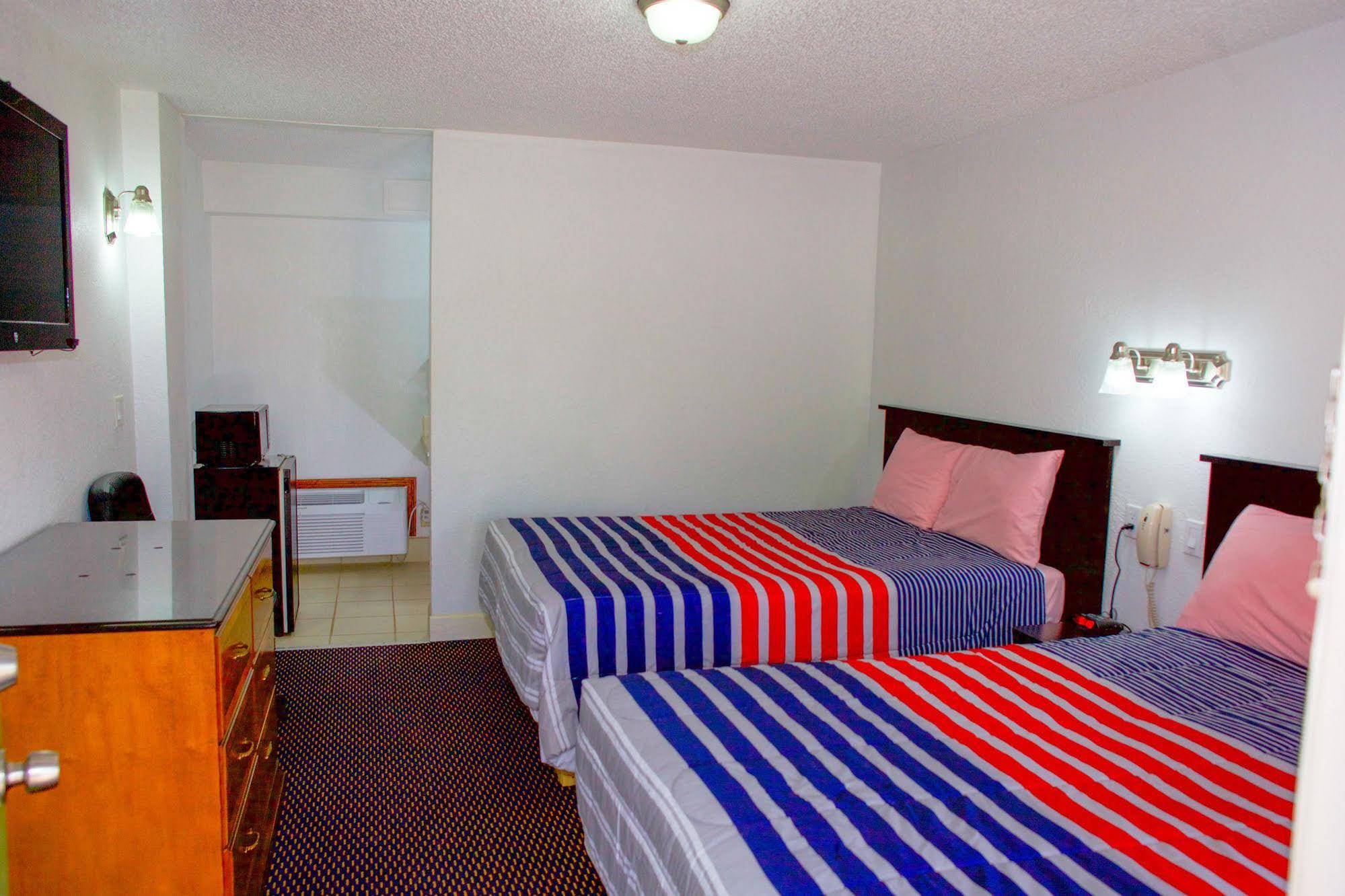 Knights Inn Harrisonville Eksteriør billede