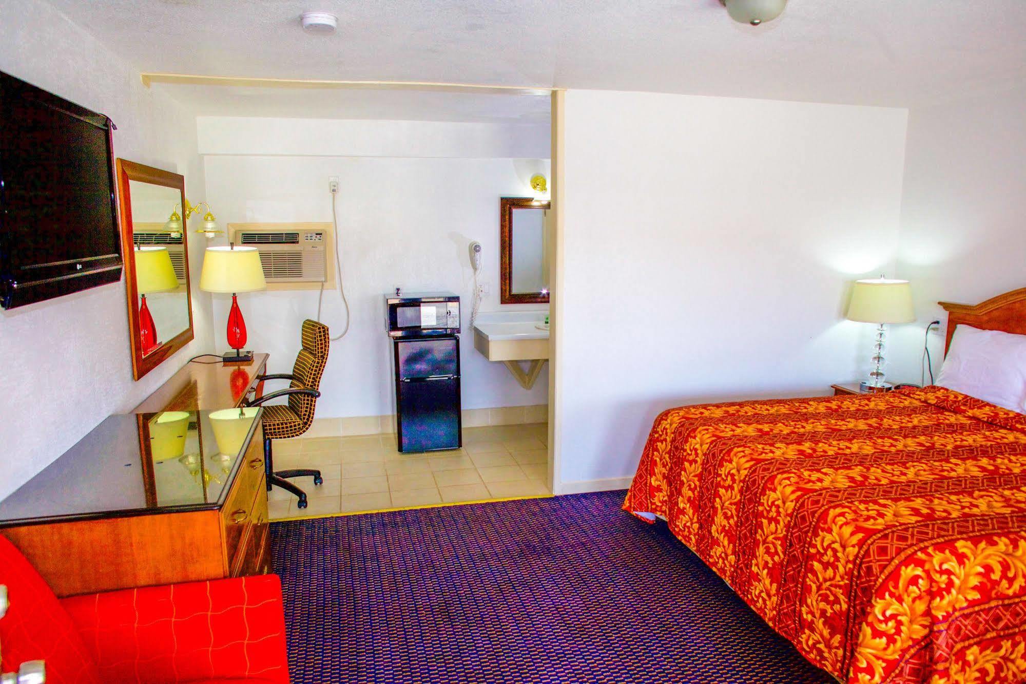 Knights Inn Harrisonville Eksteriør billede